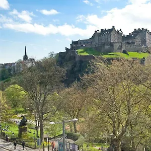 Destiny Scotland Charlotte Square Großbritannien